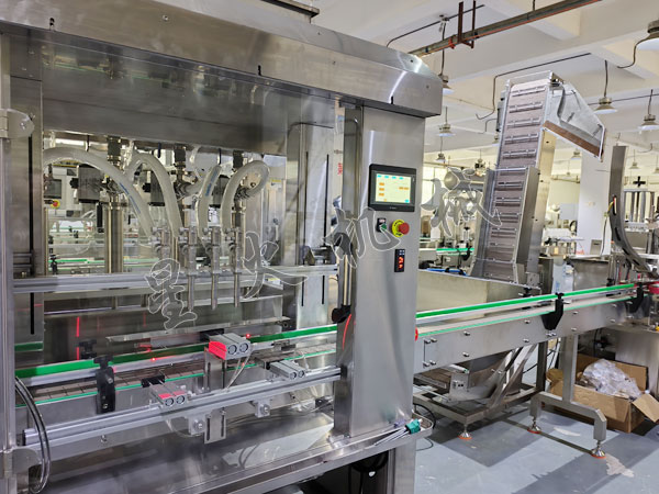 四头膏体灌装机